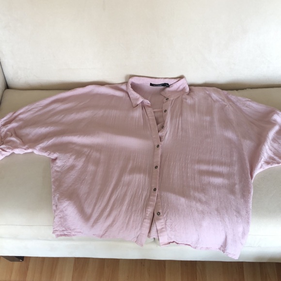 Doe and Rae loose and breezy top. - Picture 5 of 5